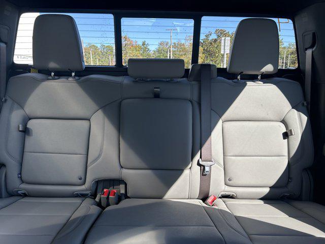 2026 GMC Sierra 1500 Crew Cab, Short Bed, SLT, 4WD
