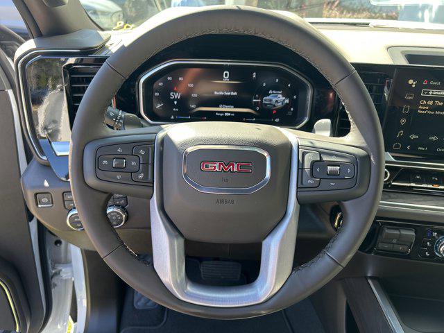 2026 GMC Sierra 1500 Crew Cab, Short Bed, SLT, 4WD
