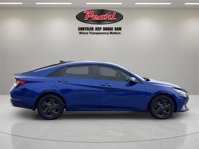 2022 Hyundai Elantra SEL 2022 Hyundai Elantra SEL
