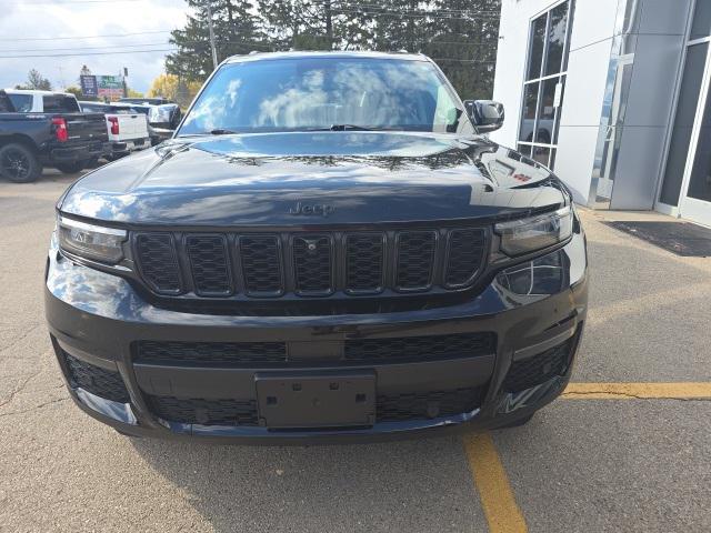 2022 Jeep Grand Cherokee L Limited 4x4 2022 Jeep Grand Cherokee L Limited 4x4