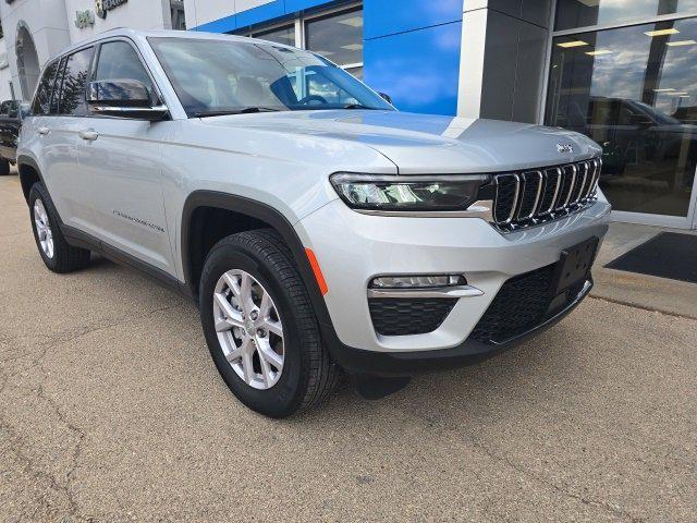 2022 Jeep Grand Cherokee Limited 4x4 2022 Jeep Grand Cherokee Limited 4x4