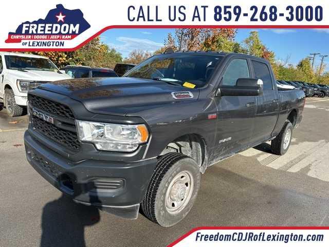 2022 RAM 2500 Tradesman Crew Cab 4x4 64 Box 2022 RAM 2500 Tradesman Crew Cab 4x4 64 Box