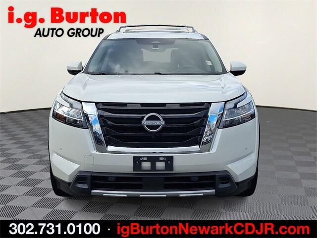 2024 Nissan Pathfinder SL 4WD 2024 Nissan Pathfinder SL 4WD