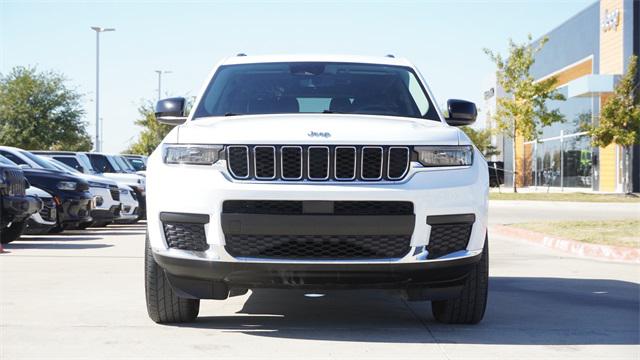 2023 Jeep Grand Cherokee L Laredo 4x2 2023 Jeep Grand Cherokee L Laredo 4x2