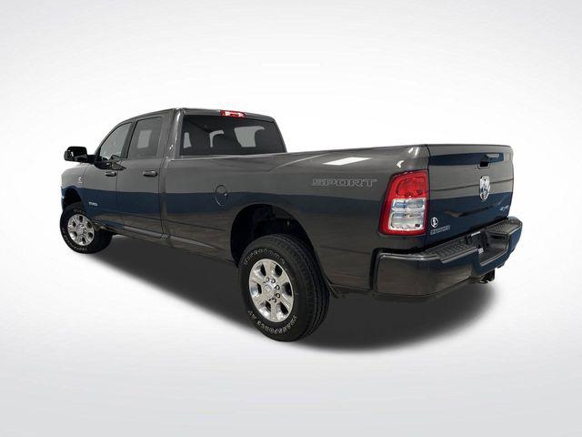 2022 RAM 3500 Big Horn Crew Cab 4x4 8 Box 2022 RAM 3500 Big Horn Crew Cab 4x4 8 Box
