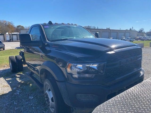 2024 RAM 5500 Chassis Tradesman/SLT