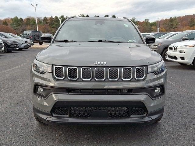 2023 Jeep Compass Latitude Lux FWD