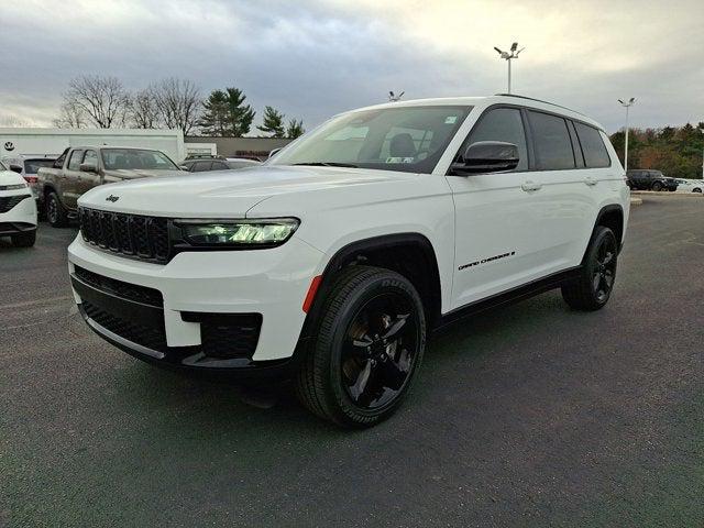 2023 Jeep Grand Cherokee L Altitude 4x4 2023 Jeep Grand Cherokee L Altitude 4x4