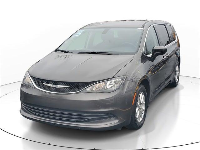 2020 Chrysler Voyager LX 2020 Chrysler Voyager LX