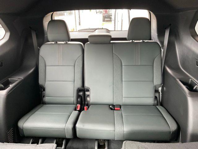2026 GMC Acadia AT4 AWD