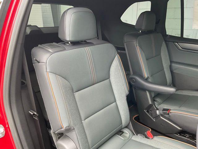 2026 GMC Acadia AT4 AWD