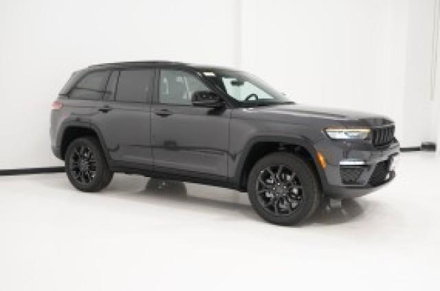 2026 Jeep Grand Cherokee Altitude 4x2