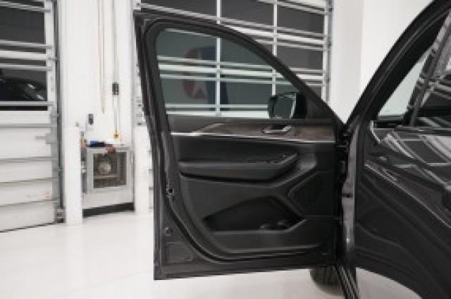 2026 Jeep Grand Cherokee Altitude 4x2