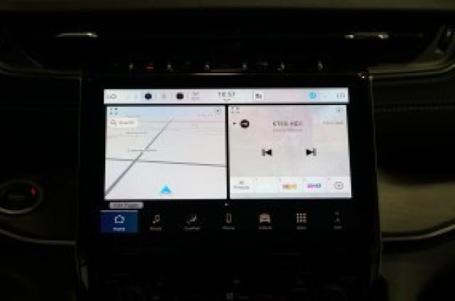 2026 Jeep Grand Cherokee Altitude 4x2