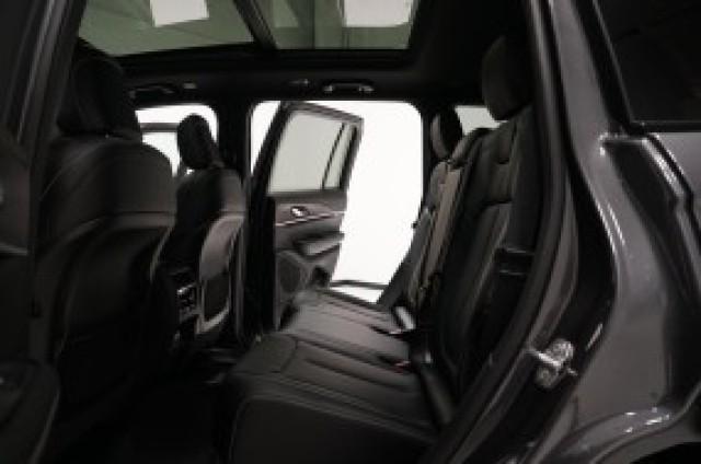 2026 Jeep Grand Cherokee Altitude 4x2