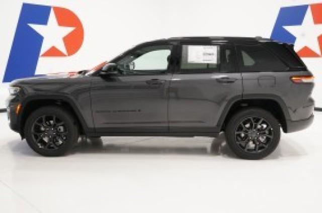 2026 Jeep Grand Cherokee Altitude 4x2