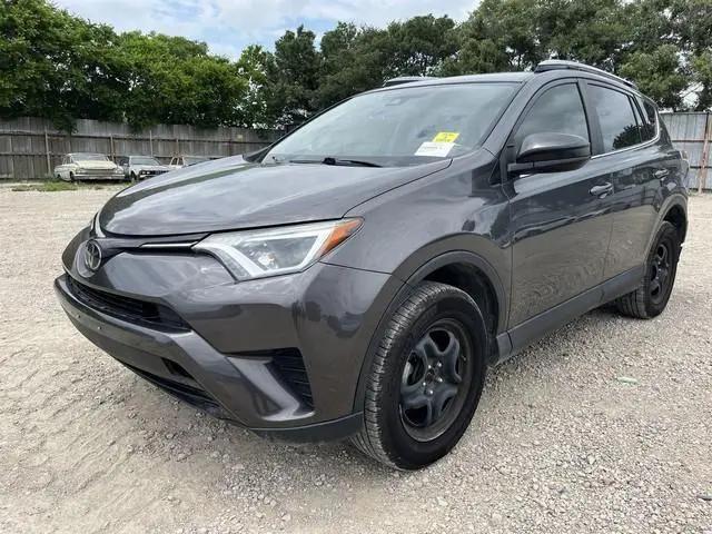 2018 Toyota RAV4 LE for sale in Grand Prairie, TX