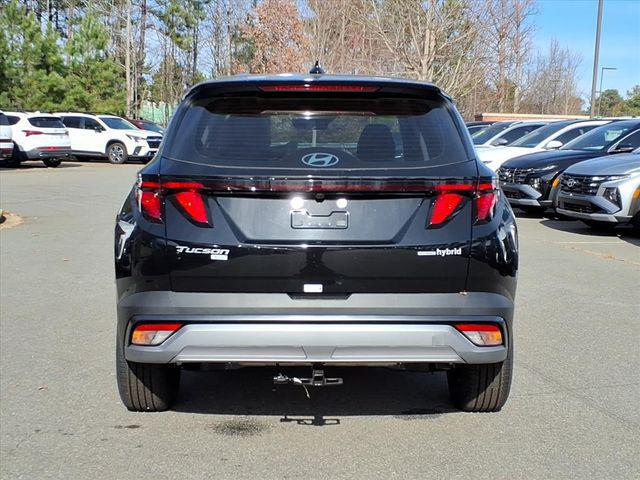 2026 Hyundai Tucson Hybrid Blue SE