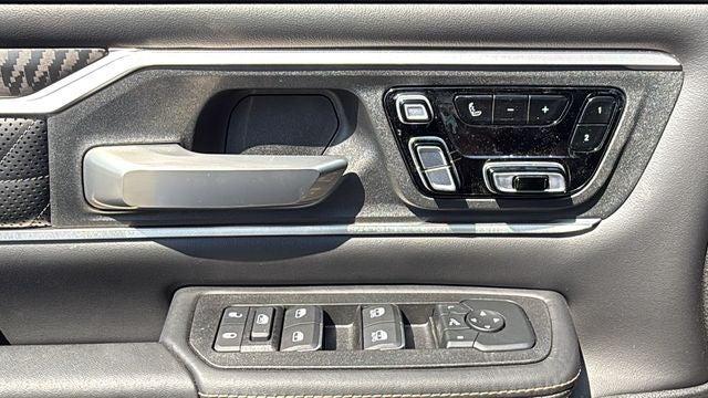 2026 Ram 1500 Tungsten Crew Cab 4x4 5'7" Box