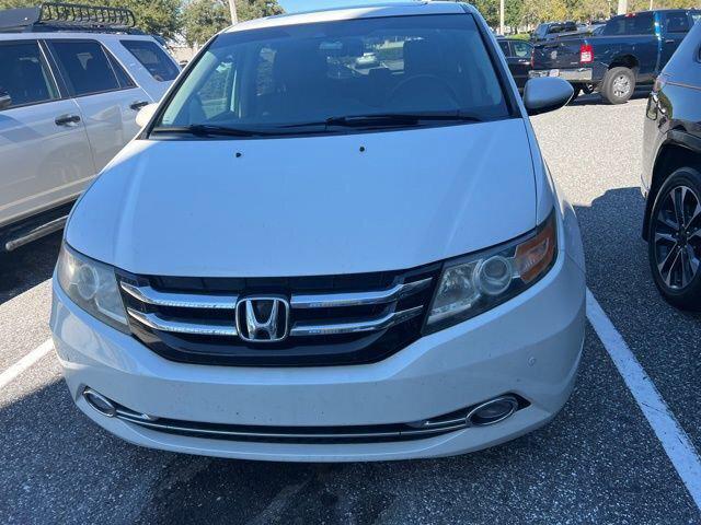 2016 Honda Odyssey Touring 2016 Honda Odyssey Touring