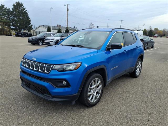 2022 Jeep Compass Latitude Lux 4x4 2022 Jeep Compass Latitude Lux 4x4
