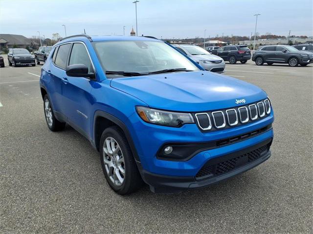 2022 Jeep Compass Latitude Lux 4x4 2022 Jeep Compass Latitude Lux 4x4