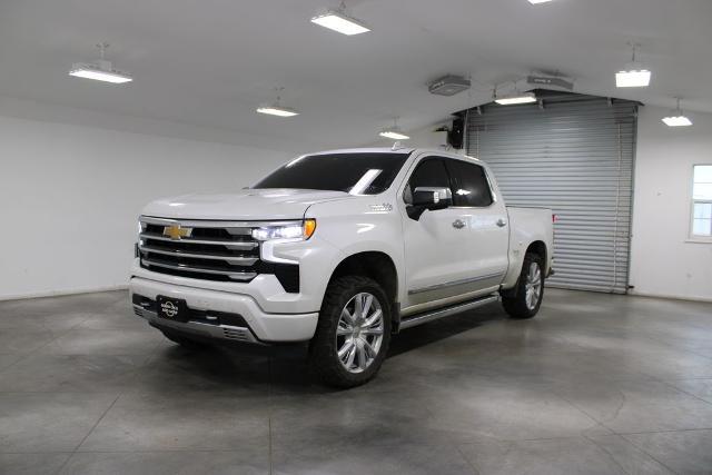 2023 Chevrolet Silverado 1500 4WD Crew Cab Short Bed High Country