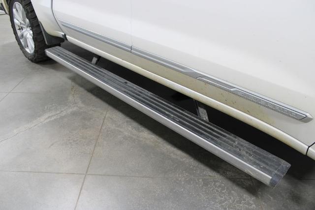 2023 Chevrolet Silverado 1500 4WD Crew Cab Short Bed High Country