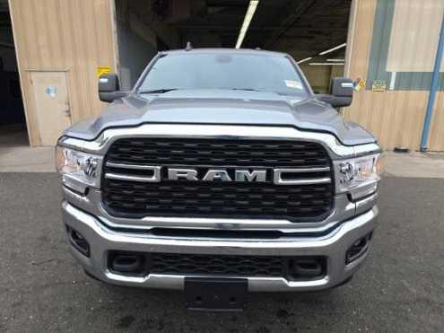 2024 RAM 2500 Big Horn Crew Cab 4x4 64 Box 2024 RAM 2500 Big Horn Crew Cab 4x4 64 Box