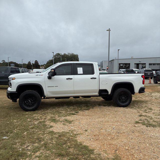 2025 Chevrolet Silverado 2500HD 4WD Crew Cab Standard Bed ZR2