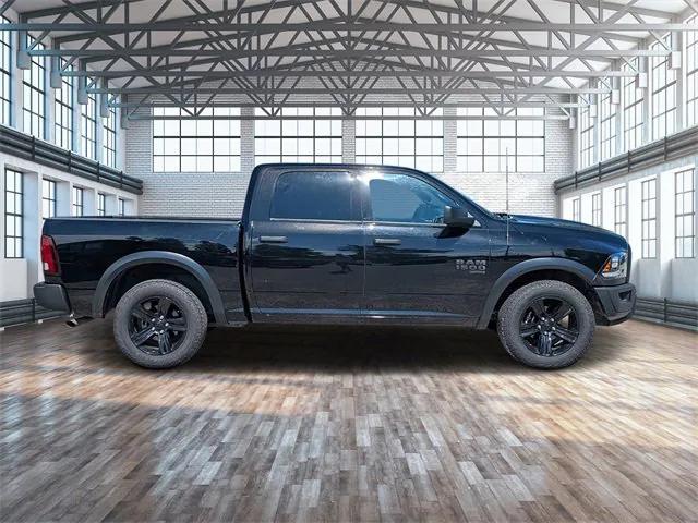 2024 RAM 1500 Classic Warlock Crew Cab 4x2 57 Box 2024 RAM 1500 Classic Warlock Crew Cab 4x2 57 Box