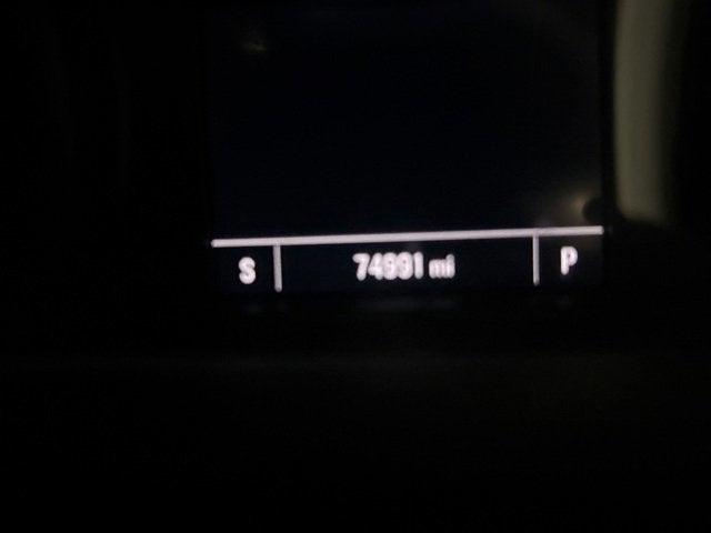 2022 Chevrolet Silverado 1500 4WD Crew Cab Short Bed Custom 2022 Chevrolet Silverado 1500 4WD Crew Cab Short Bed Custom