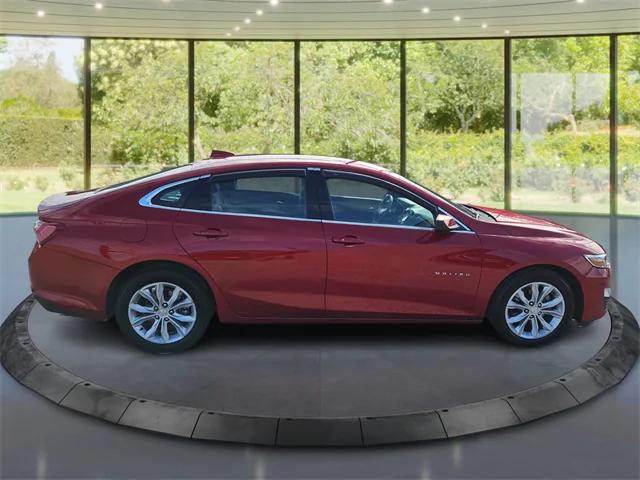 2022 Chevrolet Malibu FWD LT