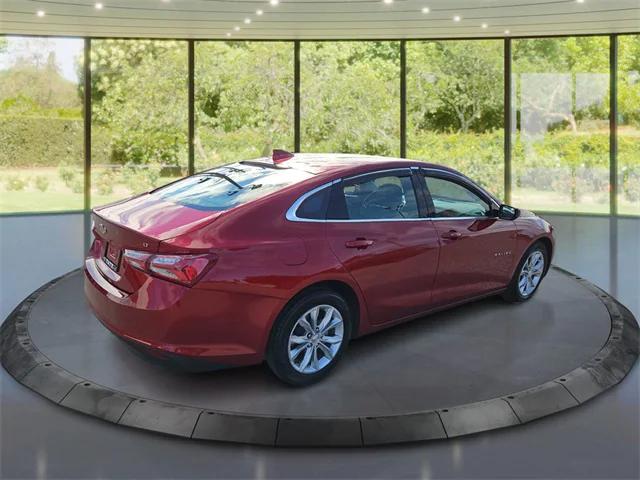 2022 Chevrolet Malibu FWD LT