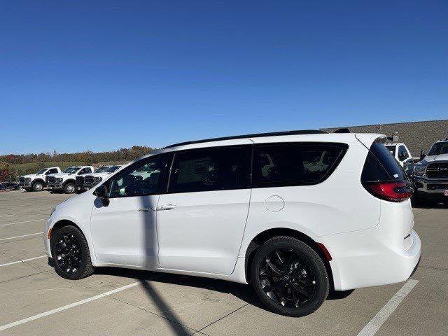 2026 Chrysler Pacifica PACIFICA LIMITED AWD 2026 Chrysler Pacifica PACIFICA LIMITED AWD