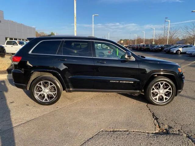 2018 Jeep Grand Cherokee Sterling Edition 4x4 2018 Jeep Grand Cherokee Sterling Edition 4x4