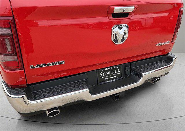 2022 RAM 1500 Laramie Crew Cab 4x4 57 Box