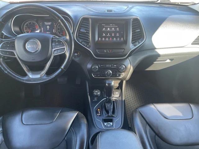 2020 Jeep Cherokee Latitude Plus 4X4 2020 Jeep Cherokee Latitude Plus 4X4