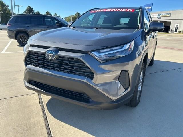 2022 Toyota RAV4 Hybrid XLE