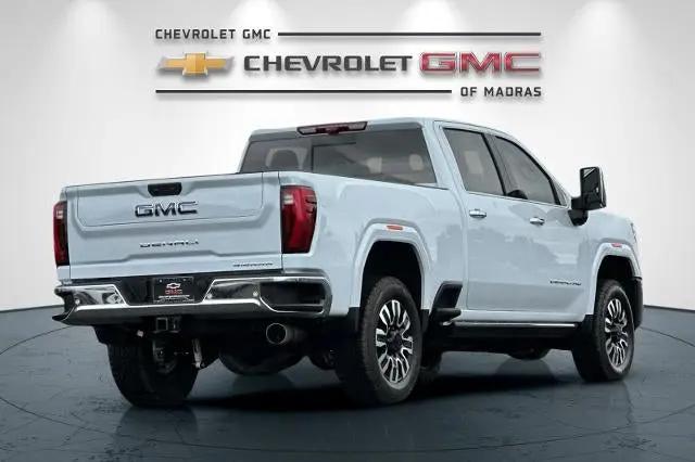 2026 GMC Sierra 3500HD Crew Cab, Long Bed, Denali Ultimate, 4WD