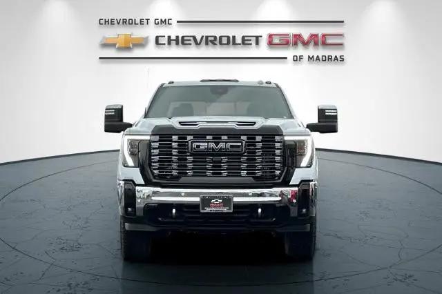 2026 GMC Sierra 3500HD Crew Cab, Long Bed, Denali Ultimate, 4WD
