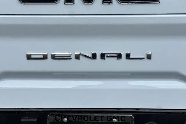 2026 GMC Sierra 3500HD Crew Cab, Long Bed, Denali Ultimate, 4WD