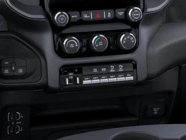 2026 Ram 3500 Tradesman/Big Horn