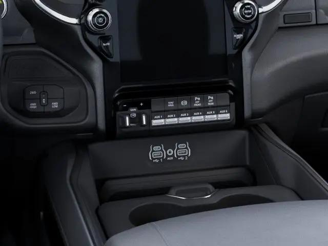 2026 Ram 3500 Big Horn Crew Cab 4x4 6'4" Box