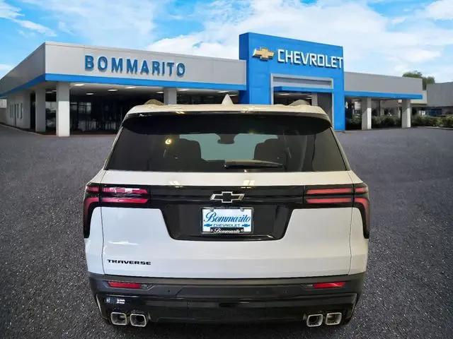 2026 Chevrolet Traverse FWD LT