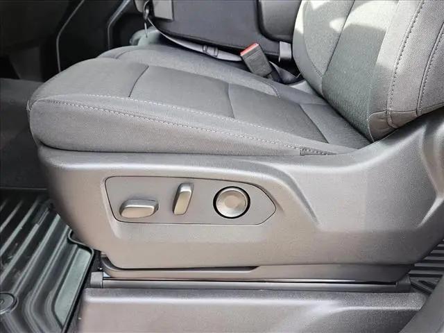 2026 Chevrolet Silverado 1500 4WD Crew Cab Standard Bed LT