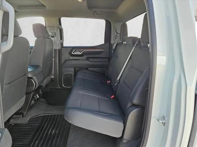 2026 Chevrolet Silverado 1500 4WD Crew Cab Standard Bed LT