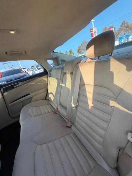 2013 Ford Fusion SE