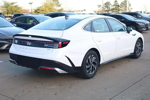 2026 Hyundai Sonata Hybrid Blue