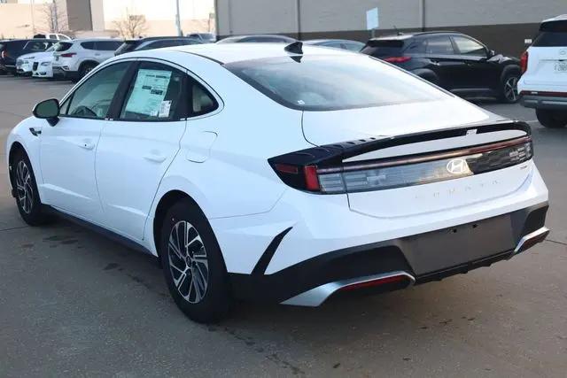 2026 Hyundai Sonata Hybrid Blue
